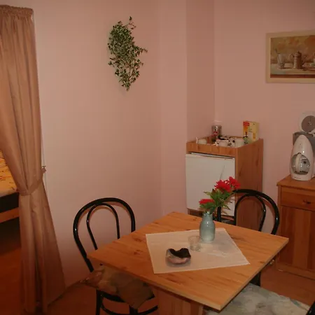 Hotel Chebsky Dvur - Egerlander Hof 3*