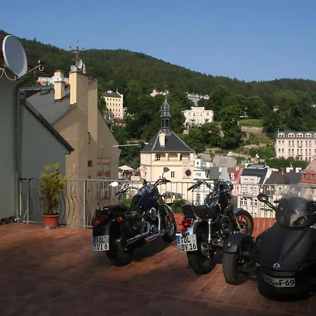 Hotel Chebsky Dvur - Egerlander Hof Karlovy Vary